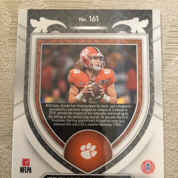 NFL NCAA Prizm Draft Picks 2021 - Trevor Lawrence rookie Card - Rare Crusade !! - Picture 2 of 5